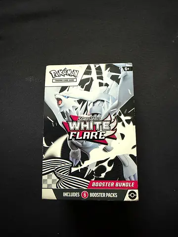 Pokemon TCG: White Flare Booster Bundle ( 5 Booster Packs)