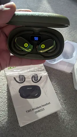 TWS wireless Bluetooth on earbuds(Acer)