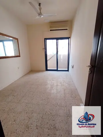 شقة للإيجار السنوي في البوطينة الشارقة G51 | عزاب رسمي | تكييف سبليت | غاز مركزي | بلكونة | موقع مميز | 24,000 درهم على 4 دفعات