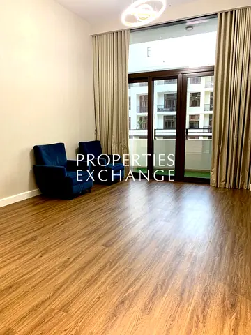 BRIGHT SPACIOUS UNIT | PERFECT FAMILY LIVING | VACANT