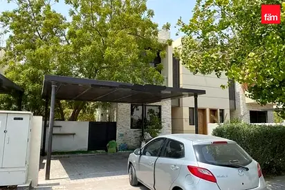 Vastu Compliance /Semi Detached Negotiable