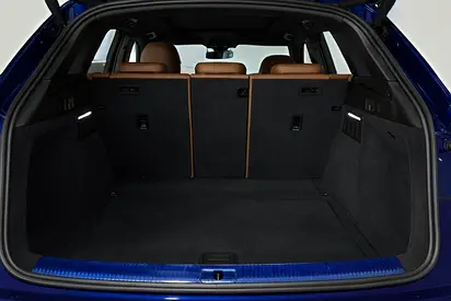 صورة مصغرة 11 لـ 2023 AUDI Q5