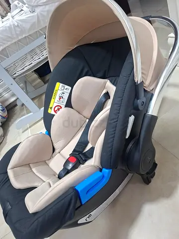 Baby car seat from Mothercare / كرسي سياره أطفال من مذركير