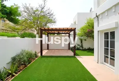 Semi Upgraded | Close to Amenities | Corner Unit