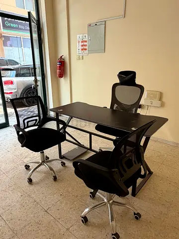 Office furniture never used