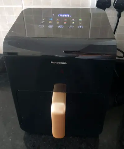 Panasonic Compact Air Fryer - Black (Good Condition)