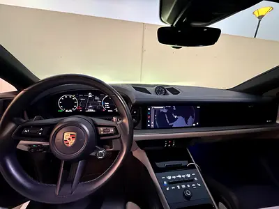 2024 Porsche CAYENNE photo 10
