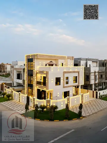 Villa for sale in Ajman, Al Zahiyah, 6 master bedrooms, majlis, living room, and maid's room. Freehold ownership for all nationalities.