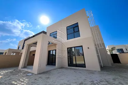 √UPCOMING! End Unit | Big Plot | Prime Location√