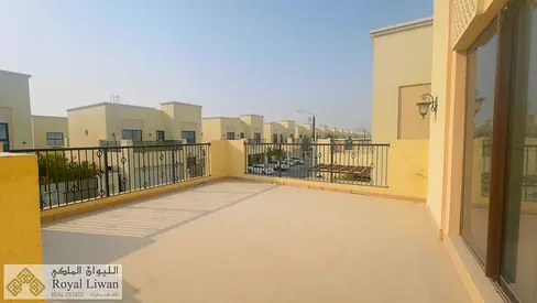 Spacious & Luxury 5-Bedroom Villa for Rent | Prime Location Front of Mall | Nad Al Sheba 3