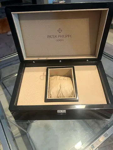 watch presentation box (empty) - good condition