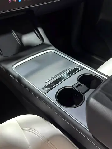 2023 Tesla MODEL Y — миниатюра 13