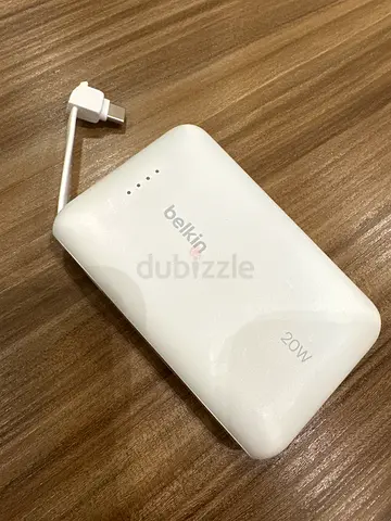 Belkin 20W Portable Power Bank with Built-in Cable - White