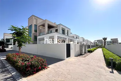 Exclusive | Lowest Priced Genuine Listing | Vastu