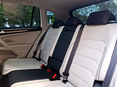 2017 Volkswagen TIGUAN thumbnail 14