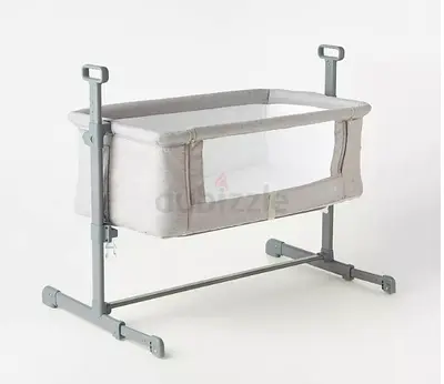 Adjustable Side-Sleeping Bassinet / Co-Sleeper - Light Grey