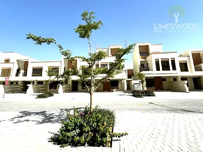 4 Bedroom Townhouse | Ready to Move | Costa Brava