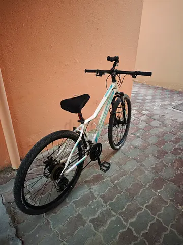 Used white mountain bike - good condition, single owner.