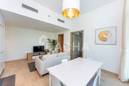 MODERN | Exceptional Amenities | Vacant