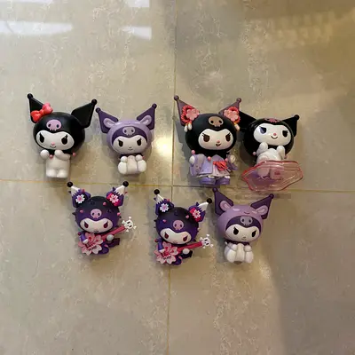 Kuromi / Sanrio collectible figures set - 8 pieces (good used condition)