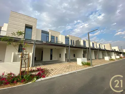 Single Row | Great Community | Vacant September