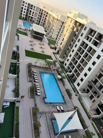 تاون السكوير