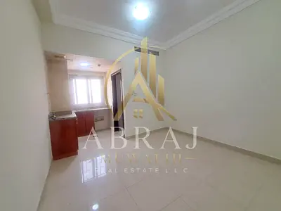 Seprate kitchen studio just in 20k central Ac only for family