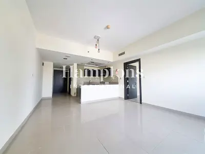 Spacious Unit | Open Kitchen | Community View