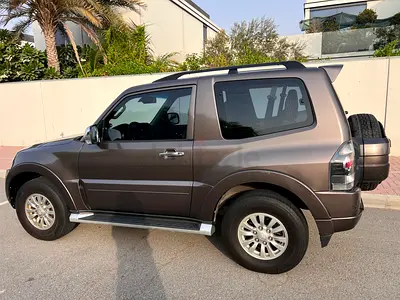 Mitsubishi Pajero 3-Door V6 - 2013 - Brown