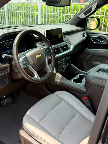2023 Chevrolet SUBURBAN 缩略图 17