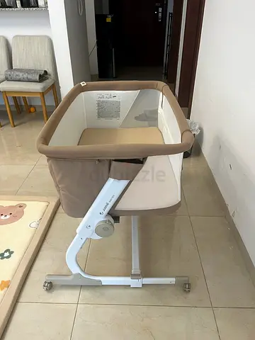 Infant’s crib for sale