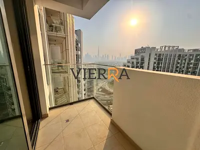 شقة واسعة بغرفة نوم واحدة | إطلالة على برج خليفة | موقع متميز