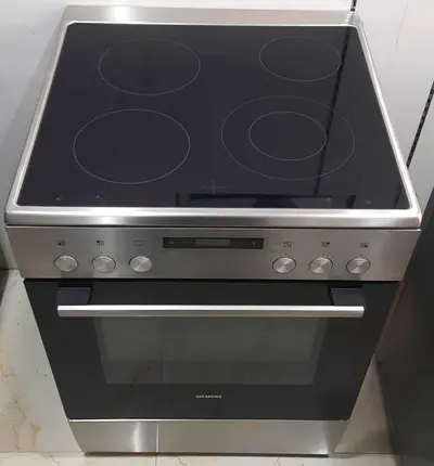 Siemens latest model electric cooker 60cm- excellent condition