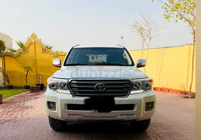 Land Cruiser VXR 2015 model for urgent sale