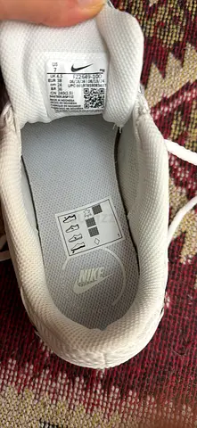 White Nike casual sneaker, US 7, lightly new