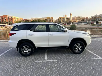 2020 Toyota FORTUNER 照片 5