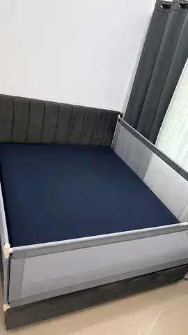 Full queen sized bed safety rail / playpen side guard for double bed with Matteress