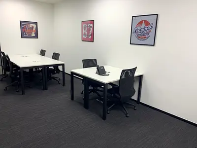 Elegant Office in a Prestigious Business Tower