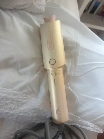Tymo automatic hair curler - light gold, gently used.