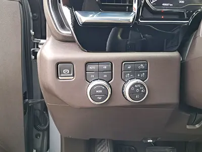 2025 GMC SIERRA 缩略图 19