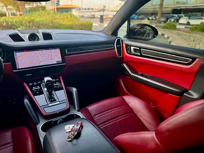 2020 Porsche CAYENNE thumbnail 13