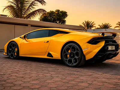 2023 Lamborghini HURACAN 缩略图 5