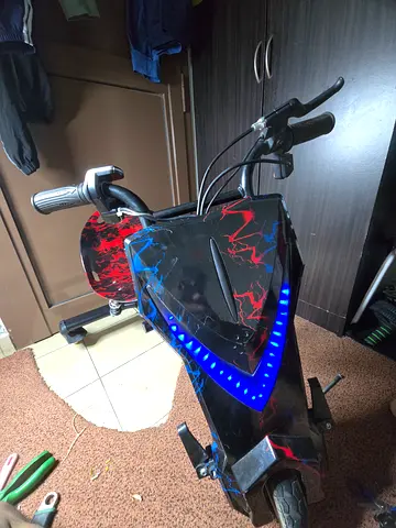 Electric scooter (single-seat) - good condition