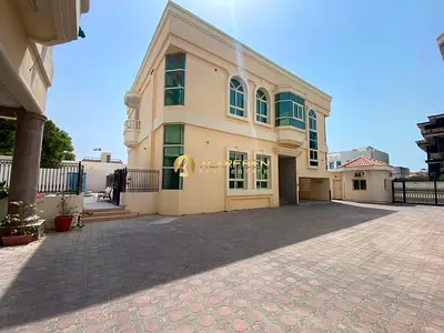 Umm Suqeim 2 Residential Villa | Large Villa Compound Potential
