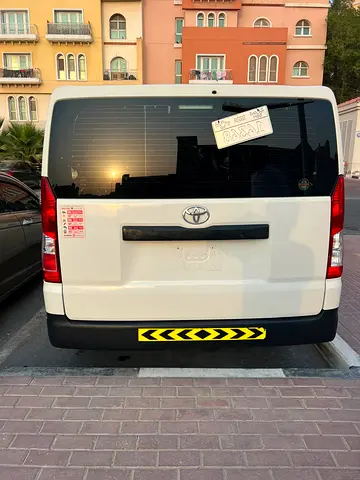 2021 Toyota HIACE 照片 3