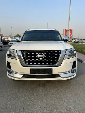 NISSAN PATROL 2023 SE PLATINUM ORIGINAL PAINT GCC SPECS