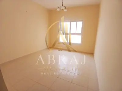 Lavish 1bhk apartment good building near school rent 32k