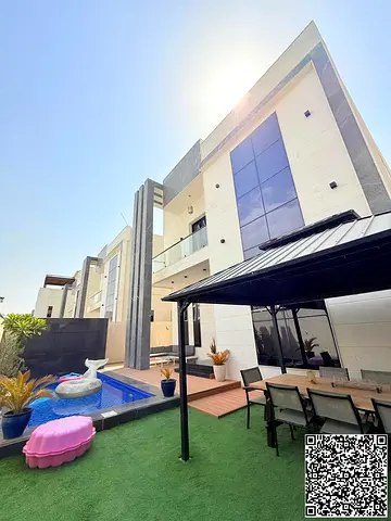 Luxury villa for sale / Column facade / Swimming pool / Prime and strategic location /great price, negotiable for cash