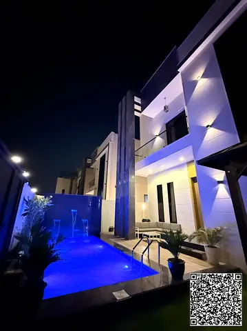 Luxury villa for sale / Column facade / Swimming pool / Prime and strategic location /great price, negotiable for cash