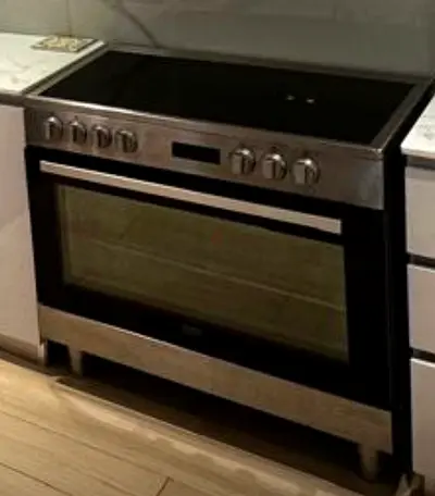 Stainless Steel Electric Oven & Ceramic Hob- Excellent Condition. Sale due to moving
